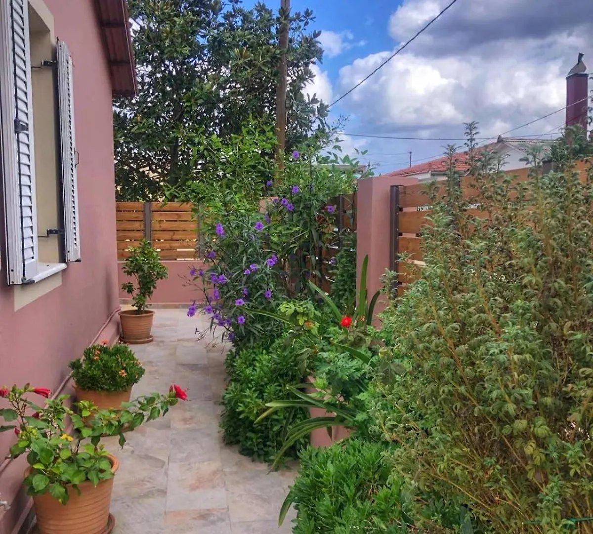 Avli Cottage Сами
